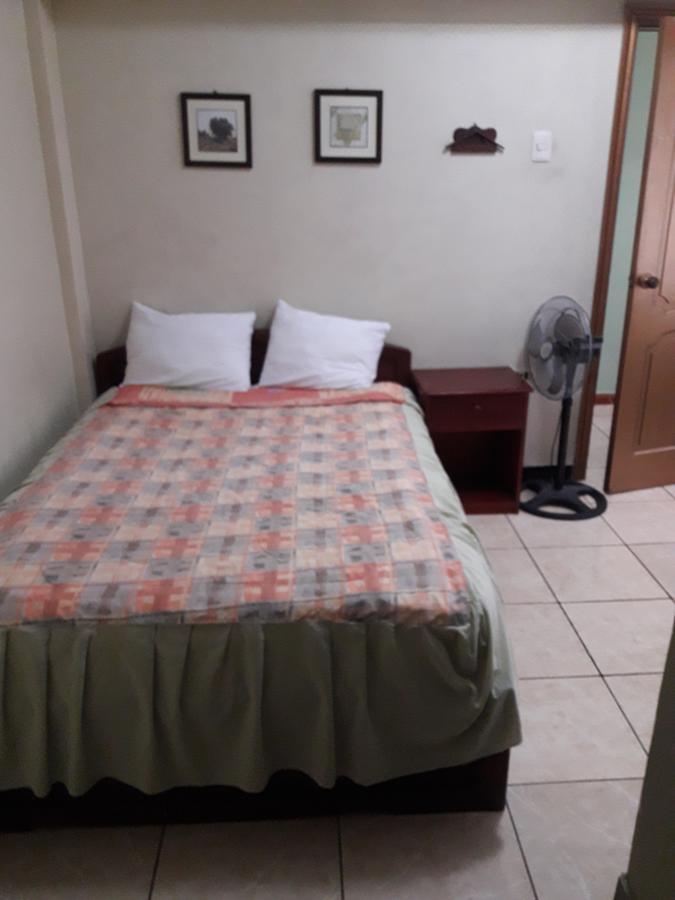 Hotel Ecologico Riverside Quevedo エクステリア 写真